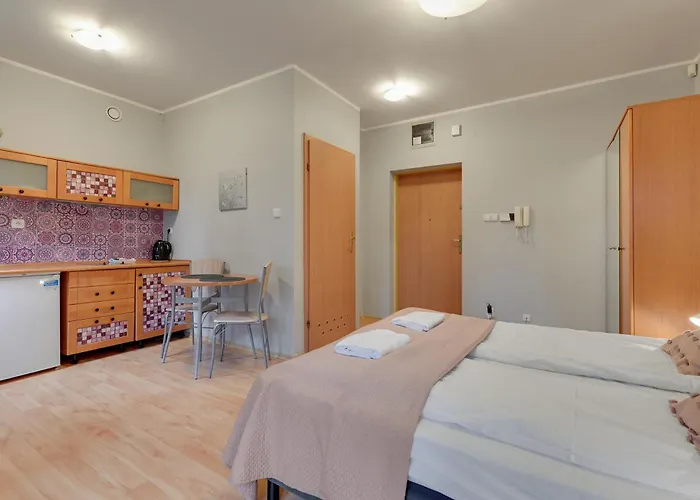 Zacisze Centrum By Grand סופוט